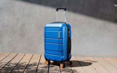 Why Baggage Handlers Warn Travelers Against Tying Ribbons on Luggage