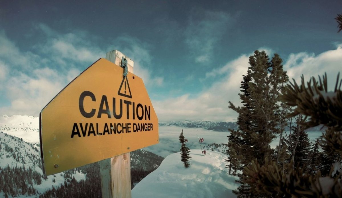 avalanche signboard                         