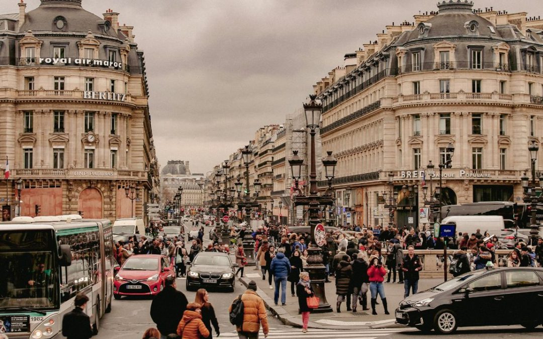 Why Tourist Scams Are Exploding Across Europe This Summer