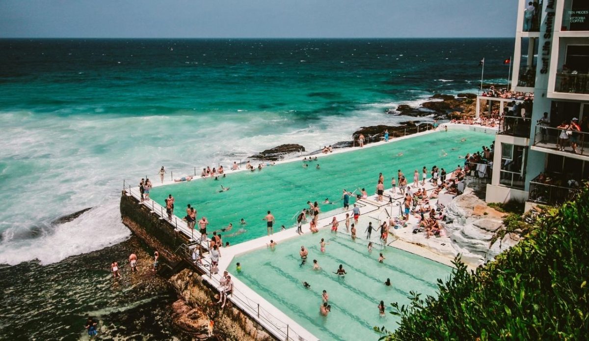 too many people in beach resort                       