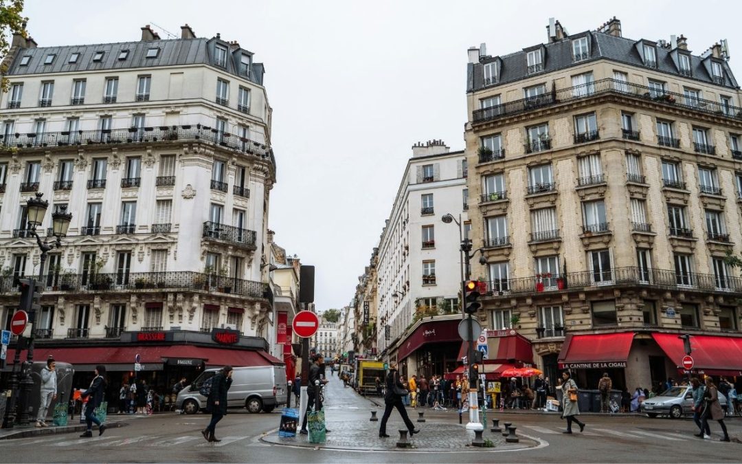 8 Montmartre Fakes Killing Paris