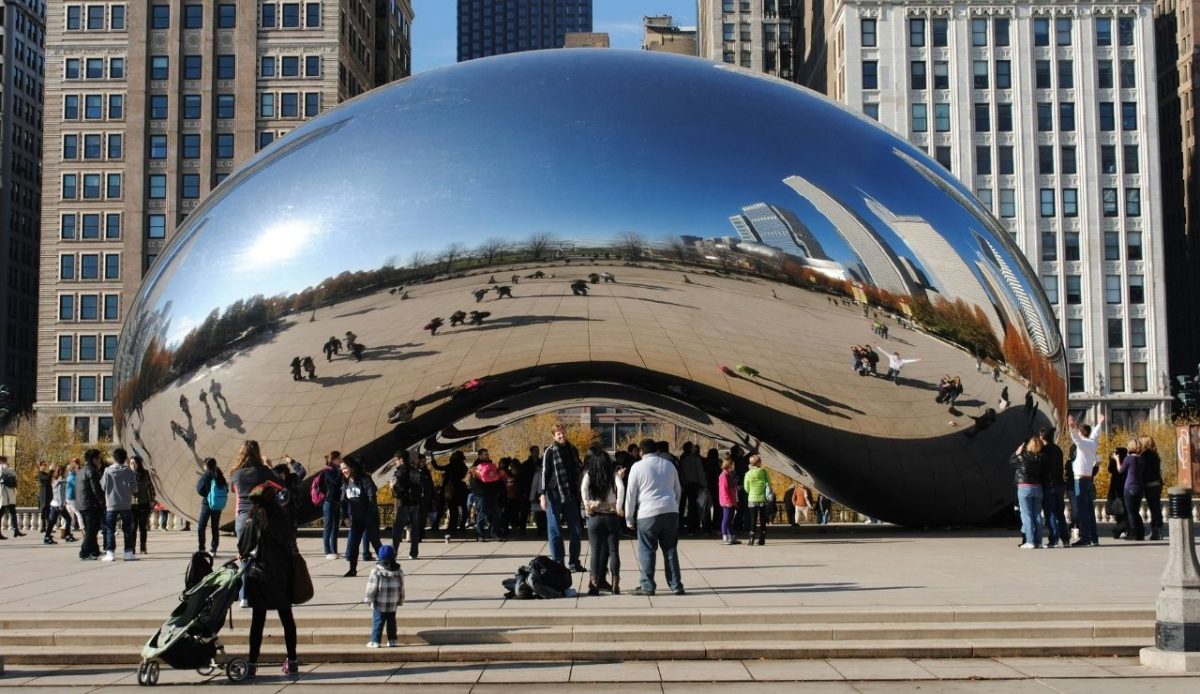 Cloud Gate, Chicago, USA                          