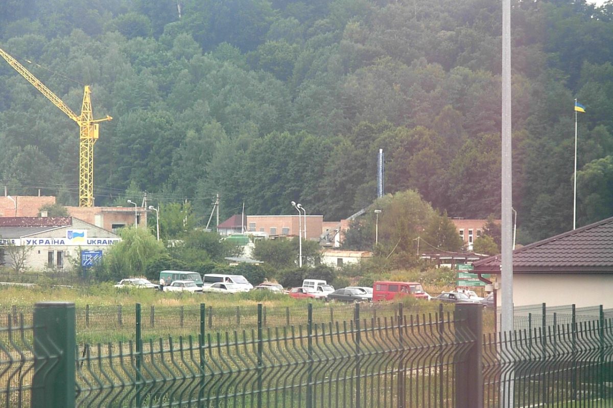 Hrebenne-Rava-Ruska border crossing