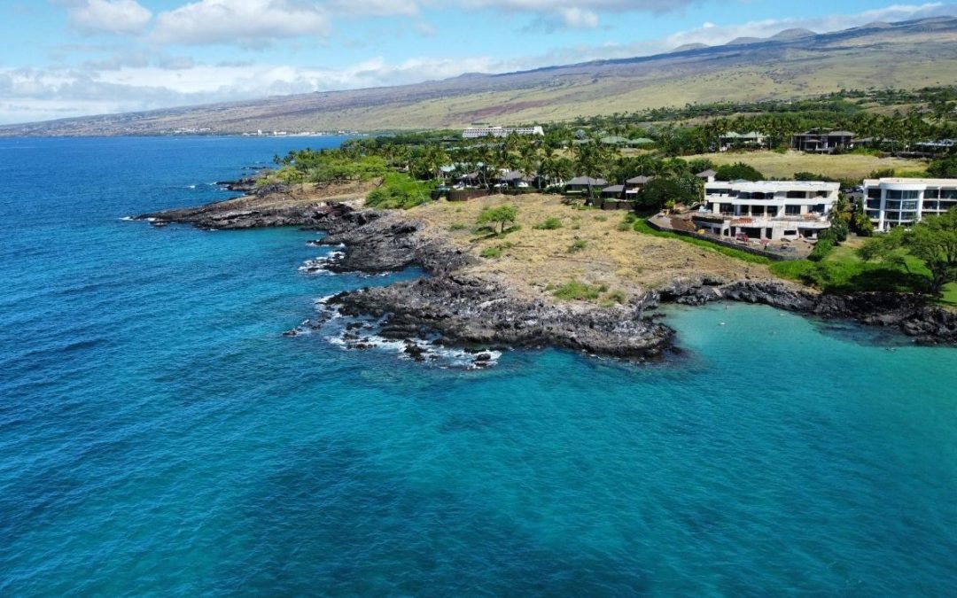 12 Hawaii Beaches Too Crowded to Enjoy