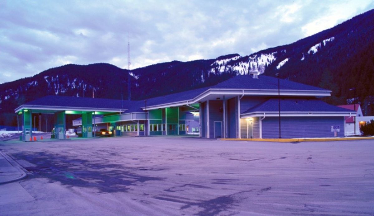 Kingsgate Crossing                              