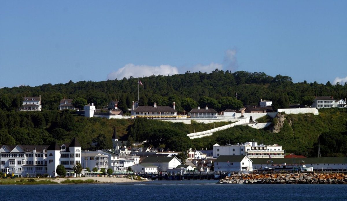 12 Heritage Towns in America Locals Say Are Turning Into Theme Parks 5 Mackinac Island, Michigan