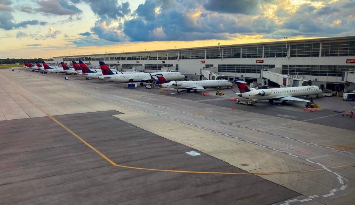 McNamara Terminal at Detroit Metropolitan Wayne County Airport (DTW), USA              