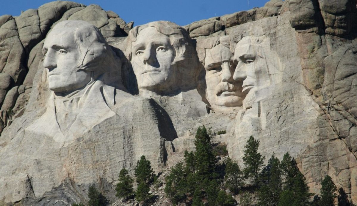 11 U.S. History Sites Tourists Say Have Become Too Corporate 8 Mount Rushmore National Memorial, Keystone, South Dakota