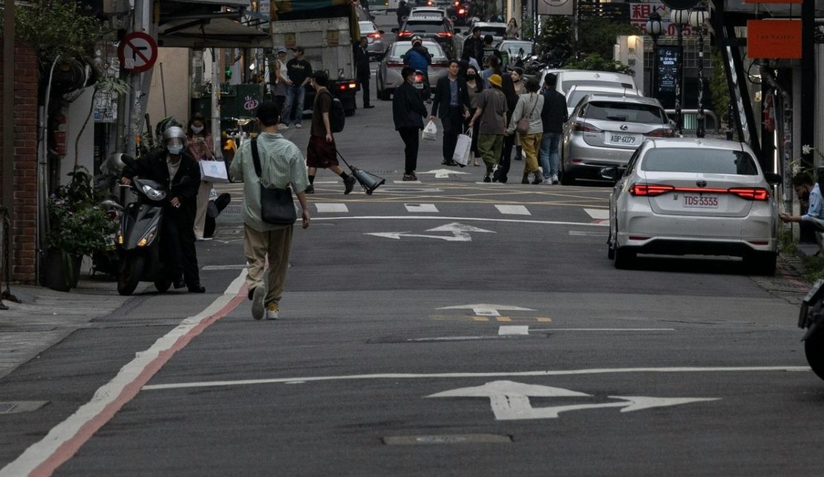Photo of a City Street                               