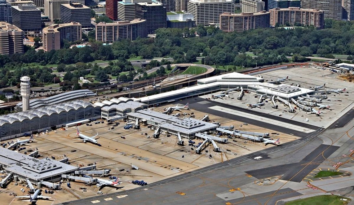 13 Air Traffic Control Bottlenecks Causing Worsening Flight Delays 10 Ronald Reagan Washington National Airport