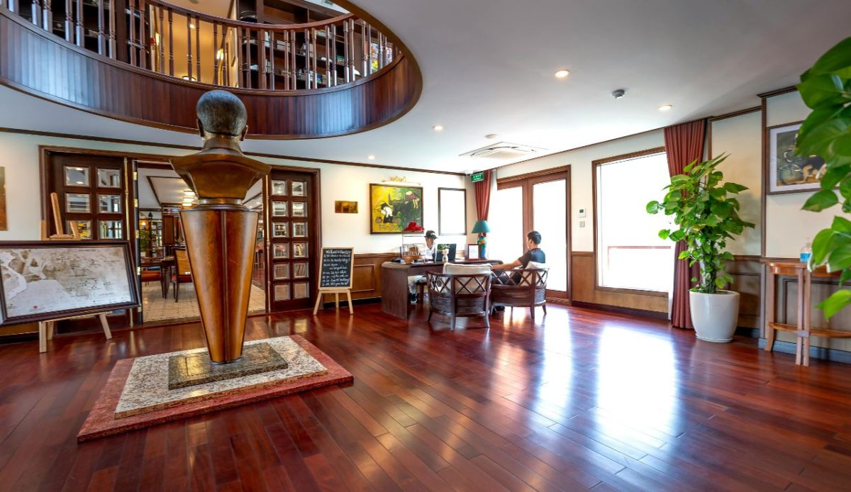 10 Cruise Cabins Shrinking Storage Space and Frustrating Guests 9 Accessible Cabins with Modified Interiors