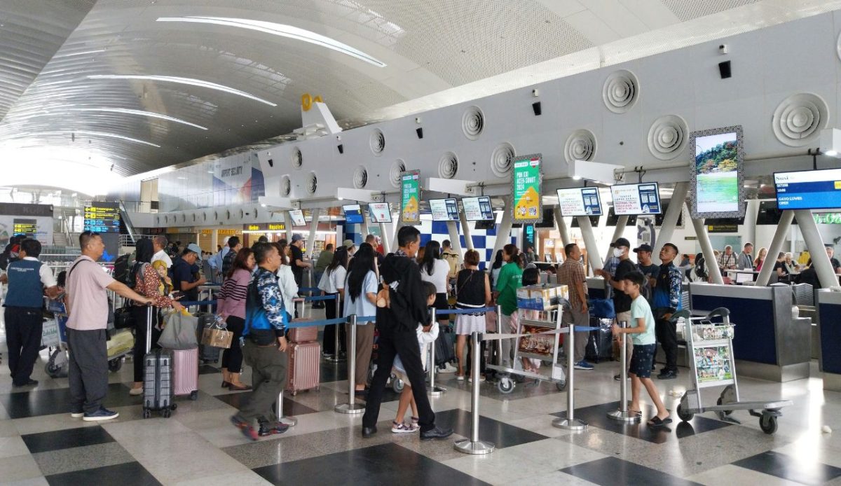 Overlapping events that spike demand for seats