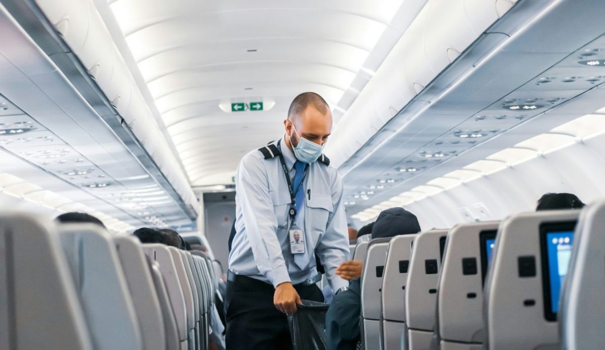 9 Habits Getting You Kicked Off Planes 2