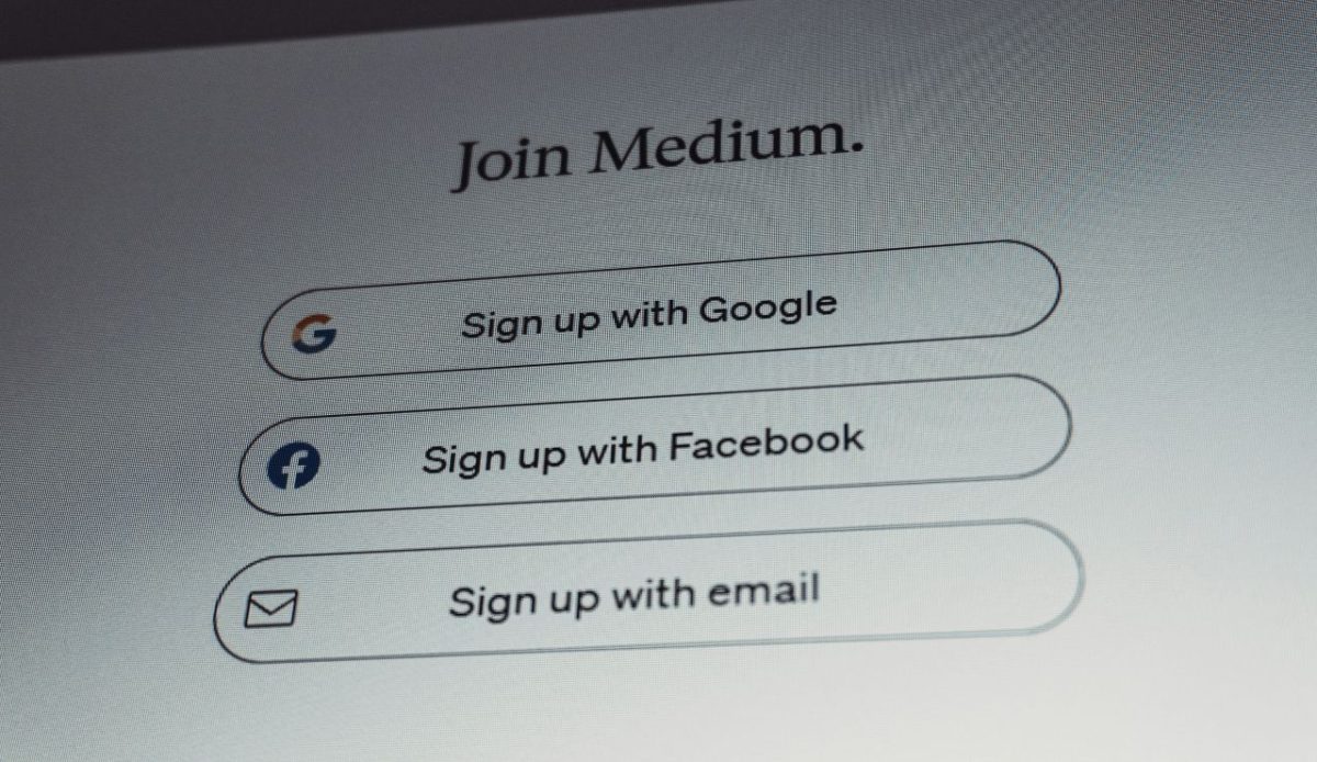  Using multiple accounts for the same platform without disclosure