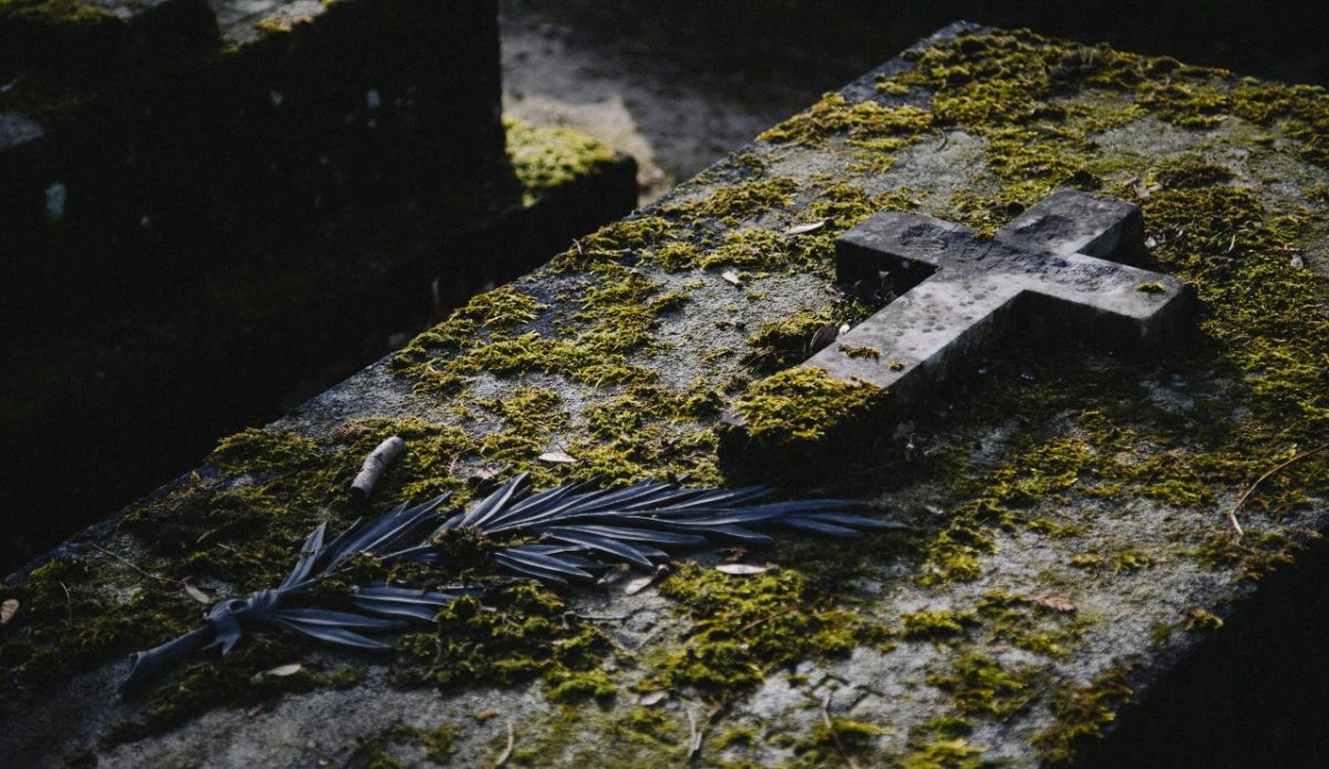 12 Desecrated Revolutionary Graves 1