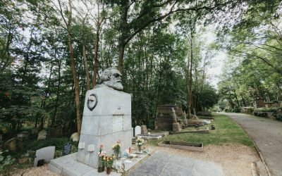 12 Desecrated Revolutionary Graves