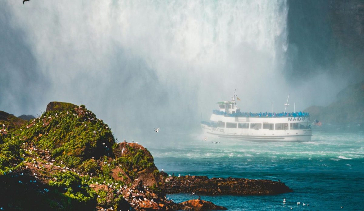 The water is “toxic,” so touching it is dangerous