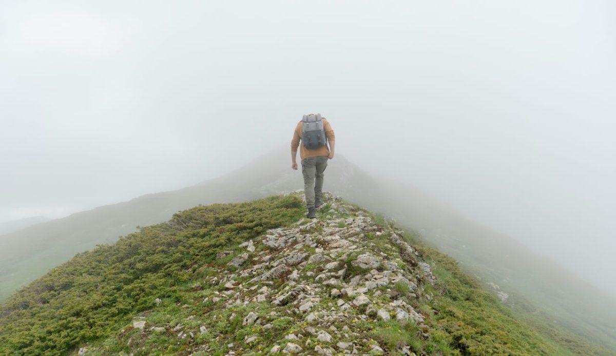 Wind-Driven Ridge Corridors