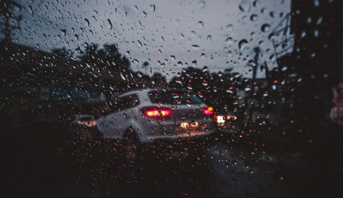 Unlicensed rides and unofficial taxis