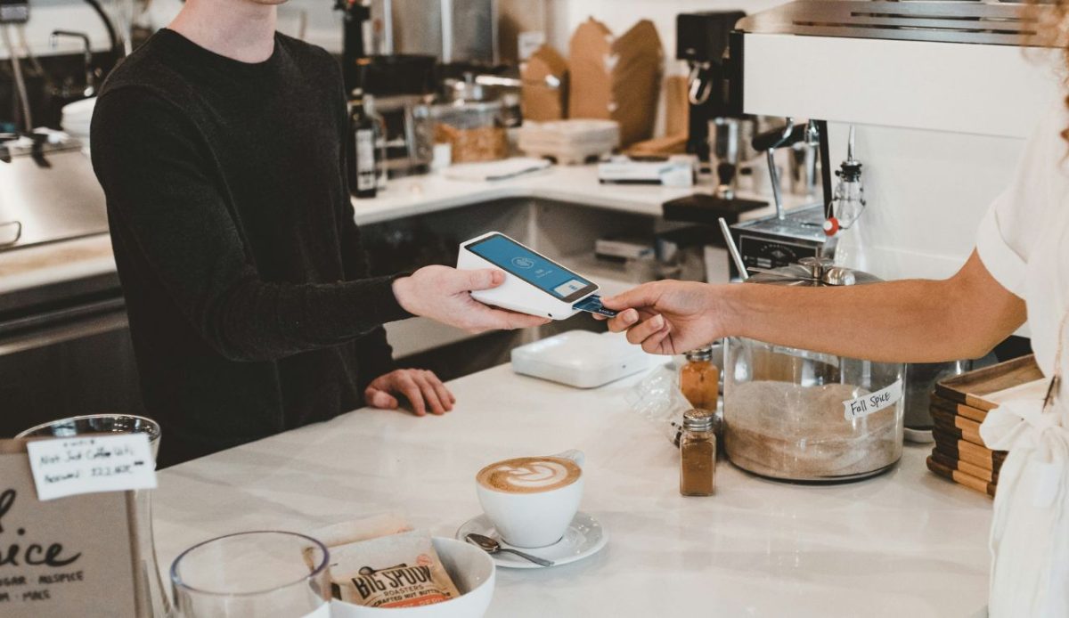 ‘Everyone pay your own meals’ until it’s group dining