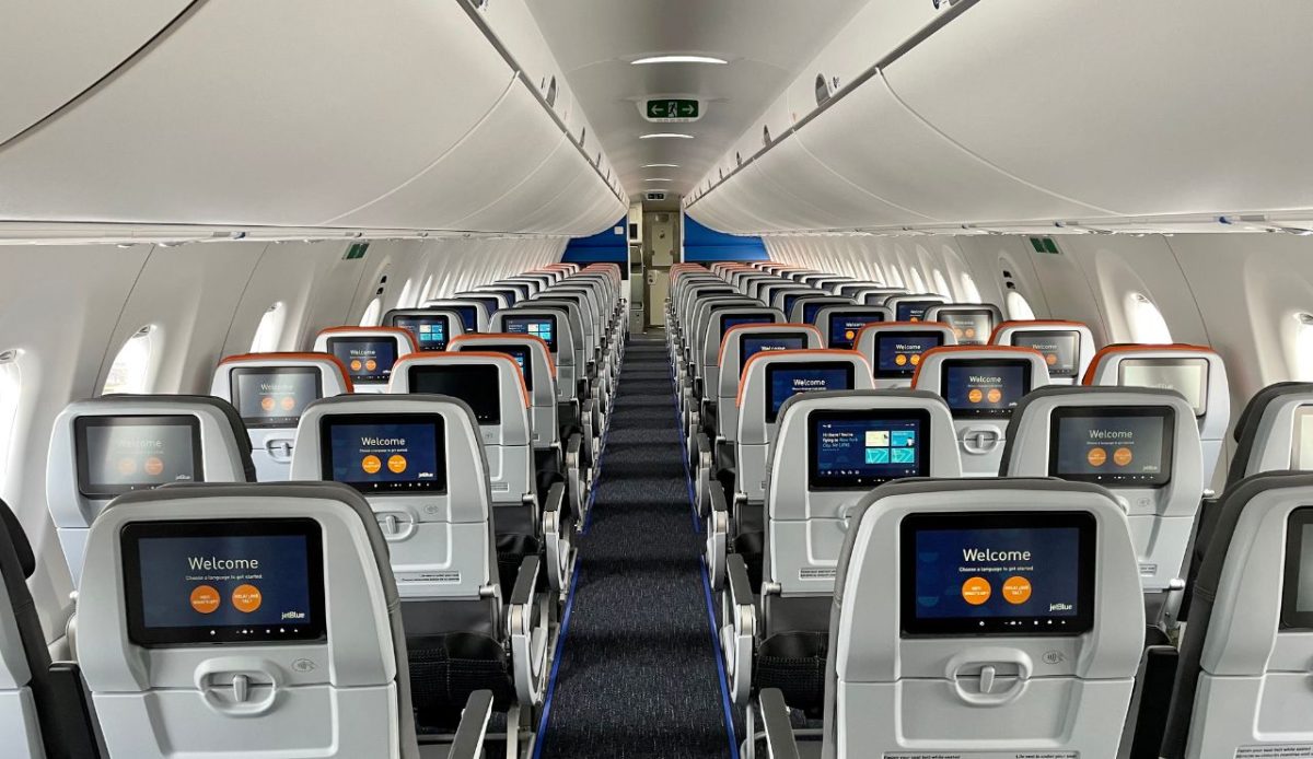 7 U.S. Flight Routes Disappearing as Airlines Restructure Networks 1
