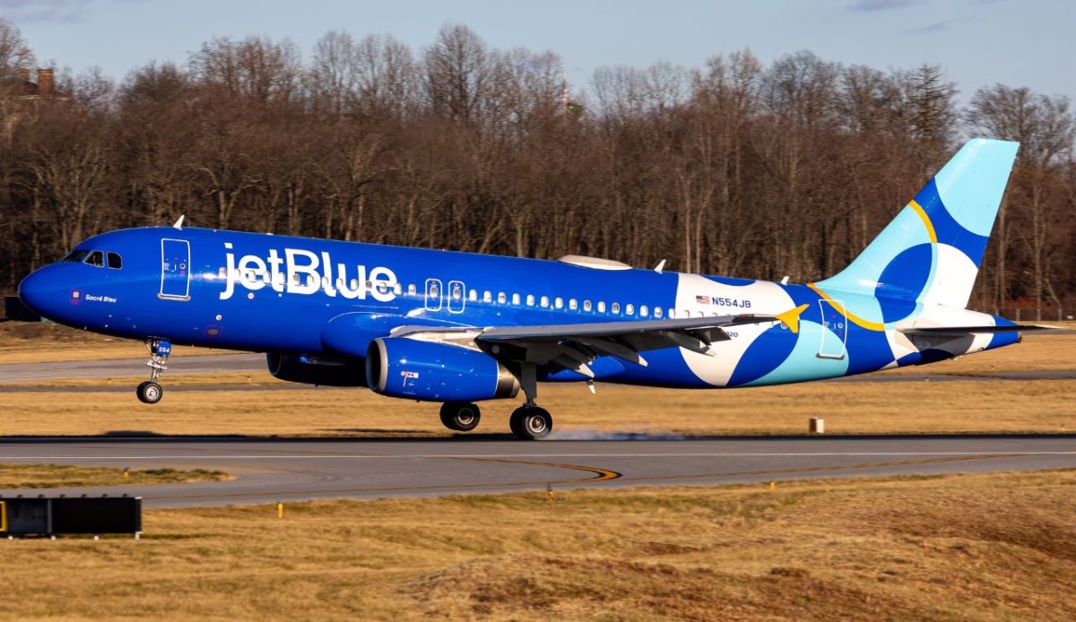 7 U.S. Flight Routes Disappearing as Airlines Restructure Networks 3