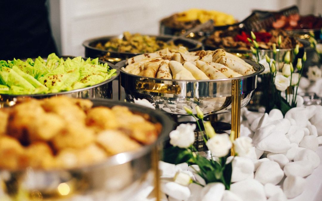 Foods to avoid on a cruise and what to eat instead