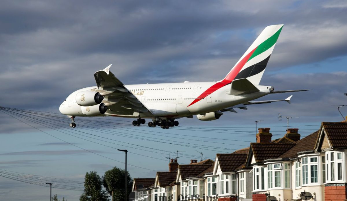 Perth–London (Heathrow)