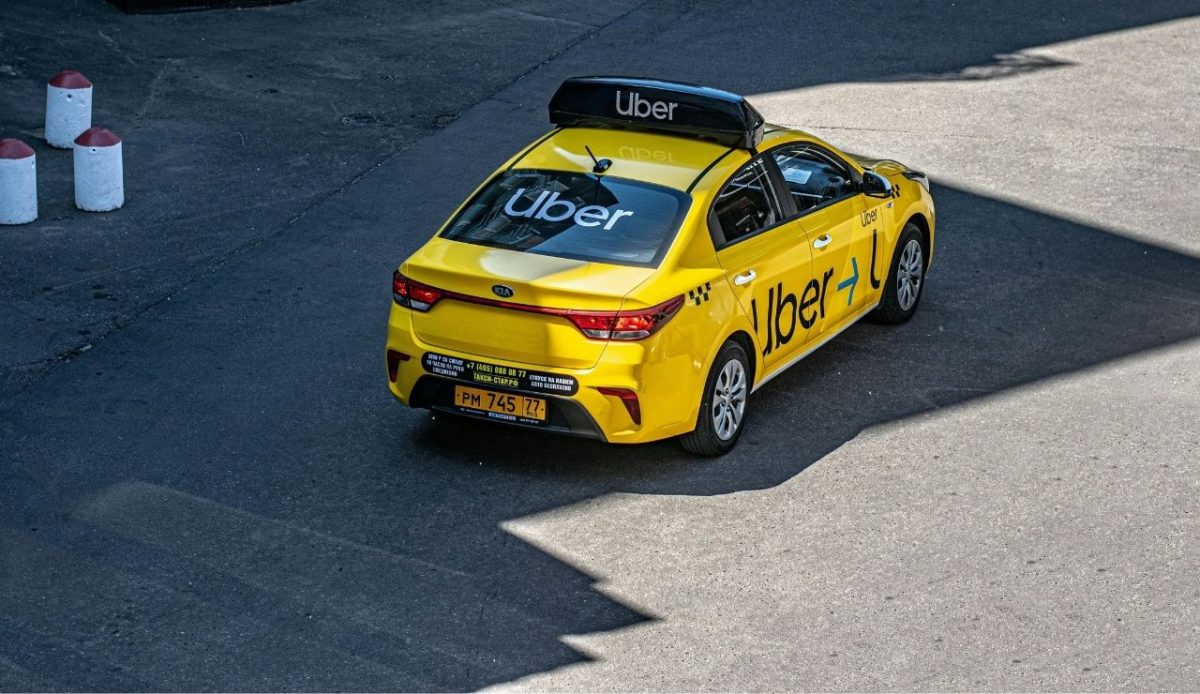 Use Registered Taxis or Apps, 