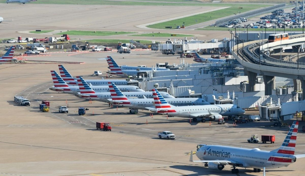 Dallas Fort Worth International Airport (DFW), Aviation Drive, Dallas, Texas, USA              