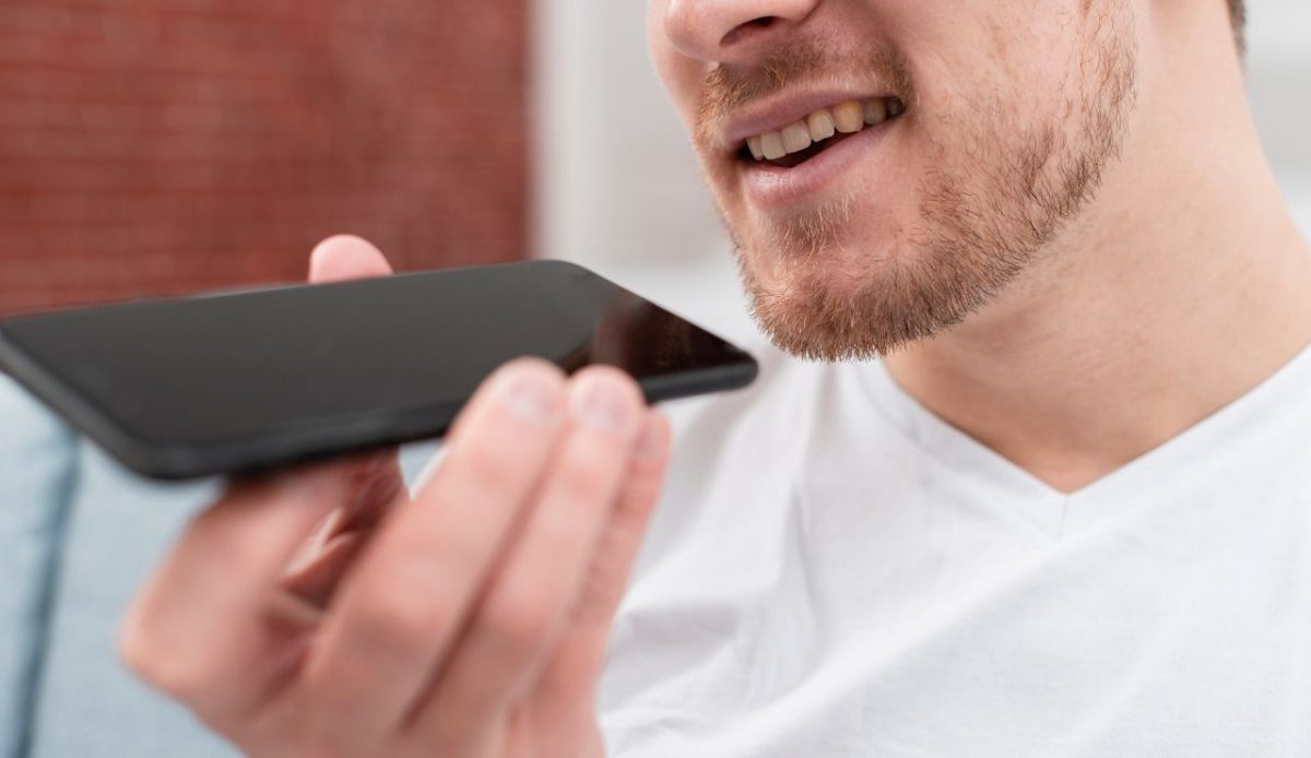 11 Japan Rules Americans Always Break 2 a man is calling by turn phone speaker on