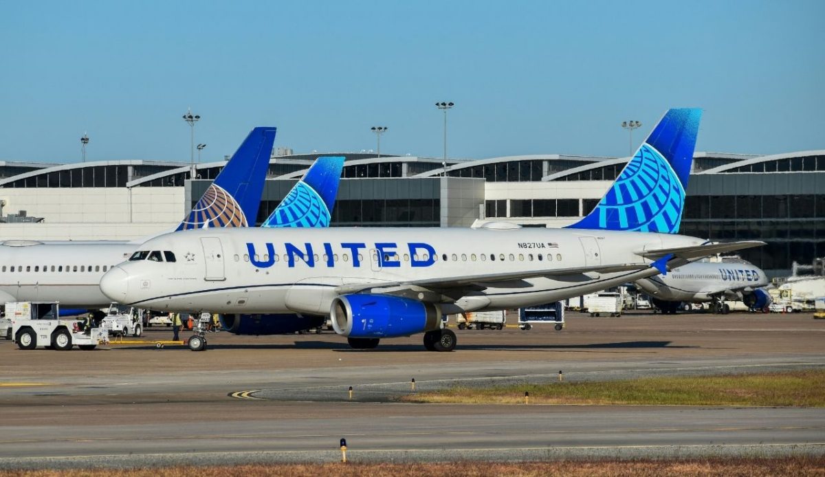 13 Air Traffic Control Bottlenecks Causing Worsening Flight Delays 3 George Bush Intercontinental Airport (IAH), North Terminal Road, Houston, Texas, USA