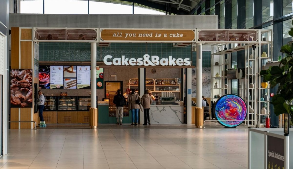 bakery at airport                                   