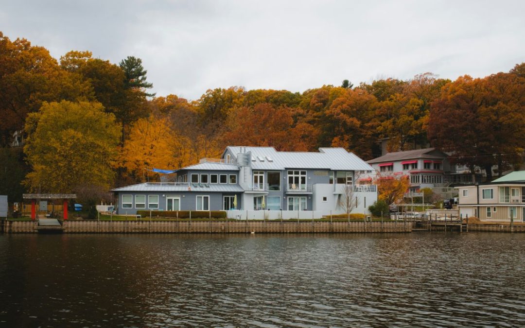 Midwestern Lake Towns Making a Comeback as Calm Travel Escapes