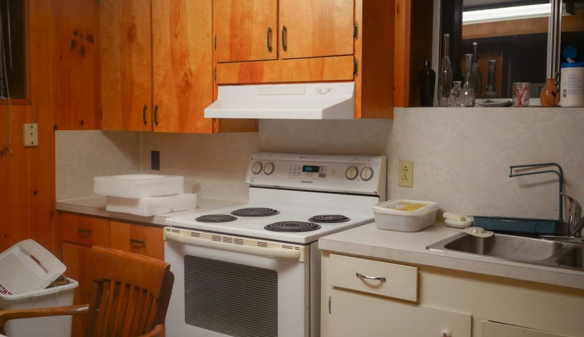 Kitchen Setups That Don’t Match the Listing