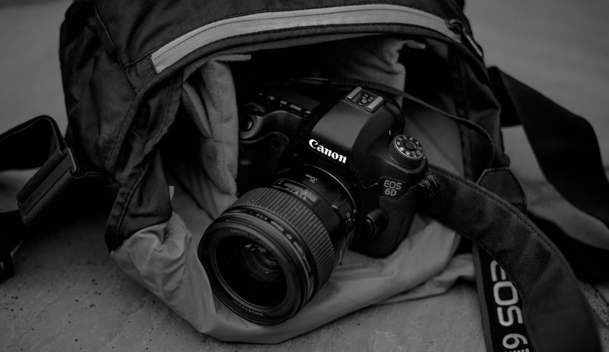DSLR Cameras Can Burden Travelers Who Rarely Use Them