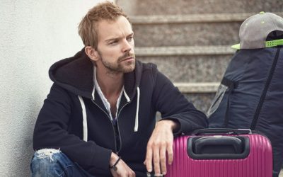 Smart Luggage Promises Seamless Travel Until Tech Failures Disrupt Entire Trips