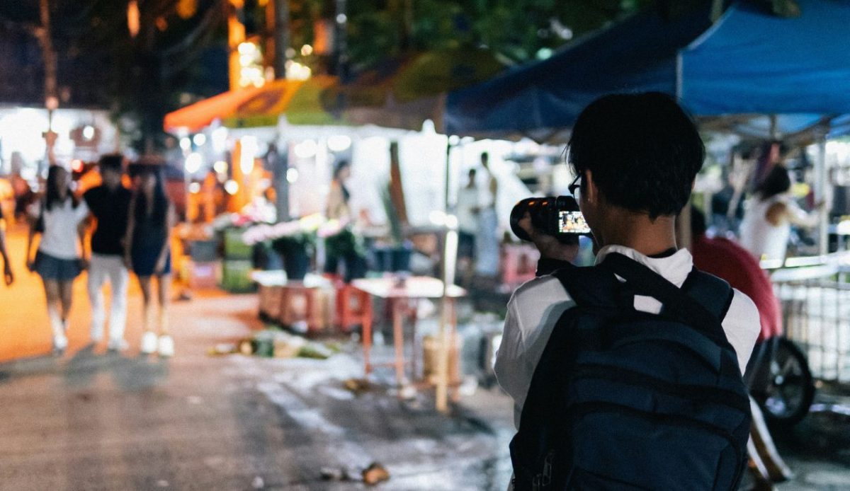 Searching for “Authenticity” in a Performative Way