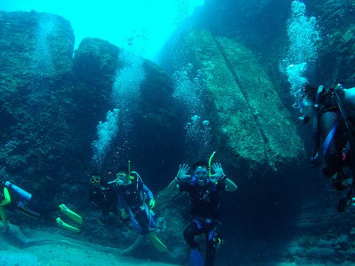 7 Ancient Places Around the World That Still Puzzle Travelers and Scientists 2