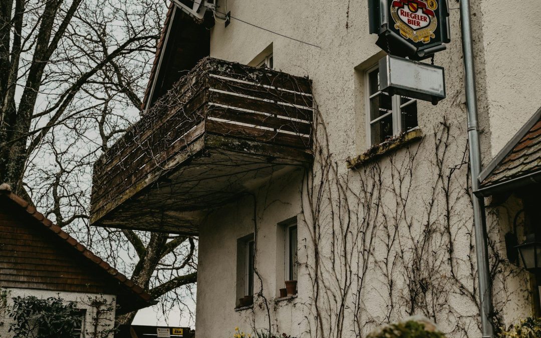 9 of the World’s Oldest Restaurants to Visit for Food and History