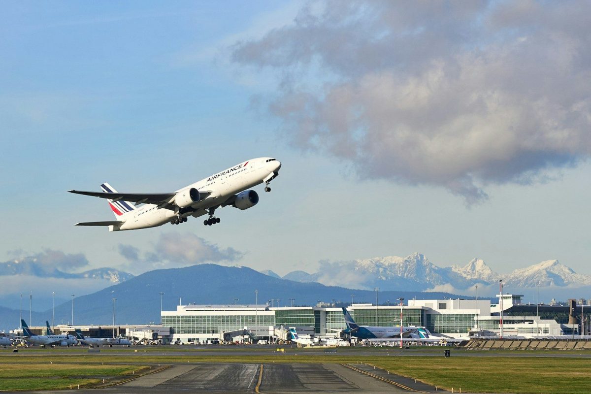 7 Tricks for Finding the Best Airfare Deals in 2026 4 white passenger plane on airport during daytime