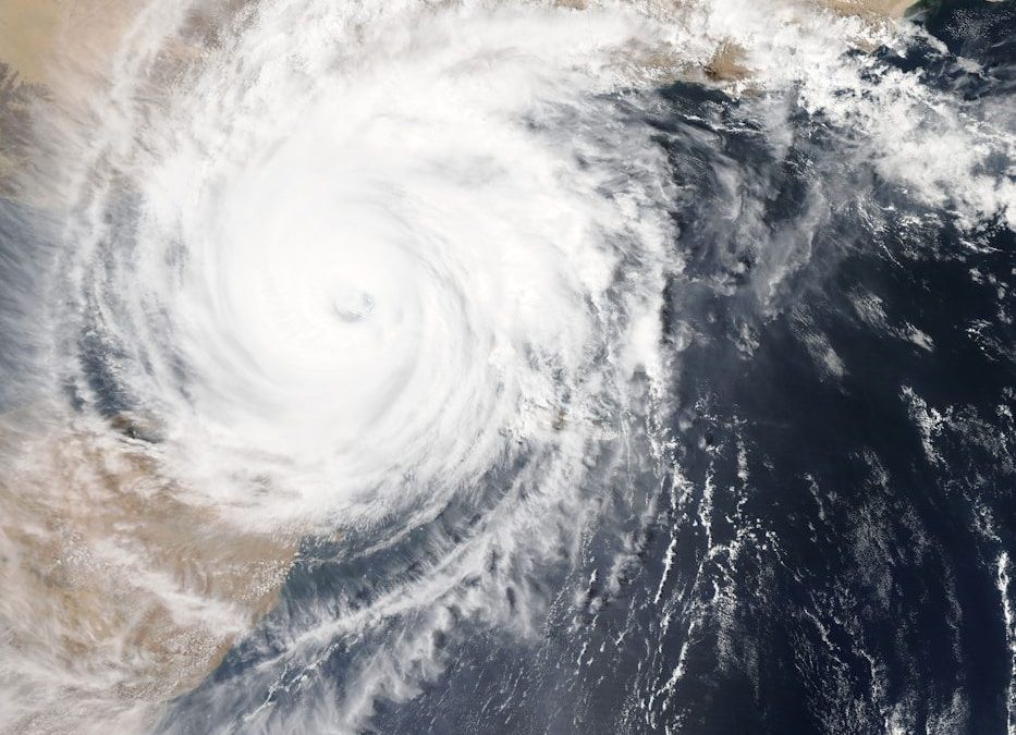 10 Things Travelers Should Know About Life in the USA and Russia 3 typhoon