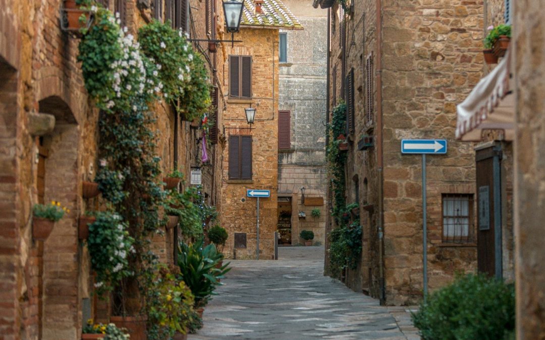 5 Beautiful Tuscan Villages to Visit at Least Once in Life 