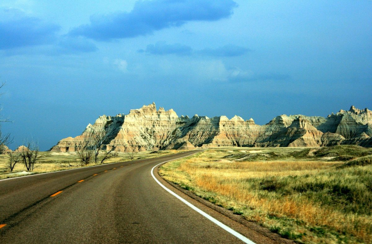 8 of America's Oldest Roadside Stops You Can Still See 8 brown mountains near road during daytime