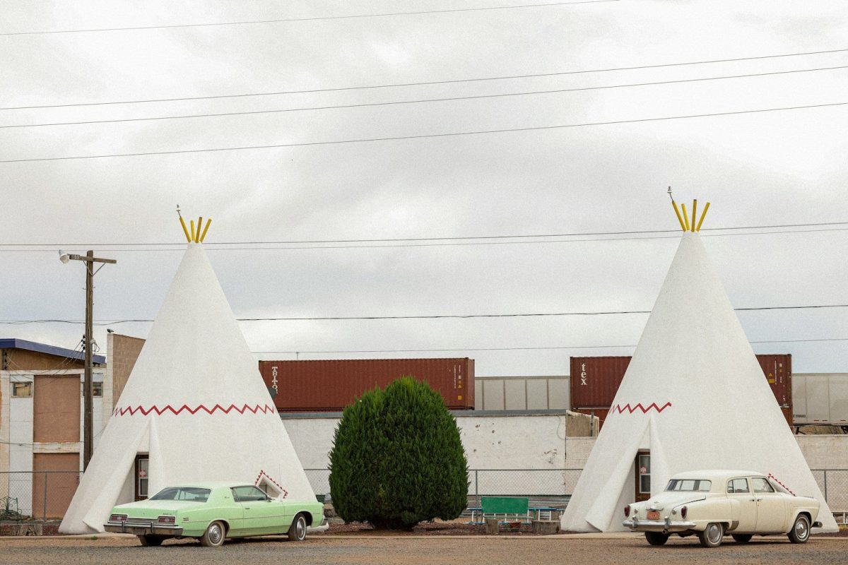 8 of America's Oldest Roadside Stops You Can Still See 2 a couple of teepee houses sitting next to each other