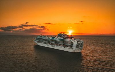 10 “Polite” Cruise Habits Crew Members Secretly Hate