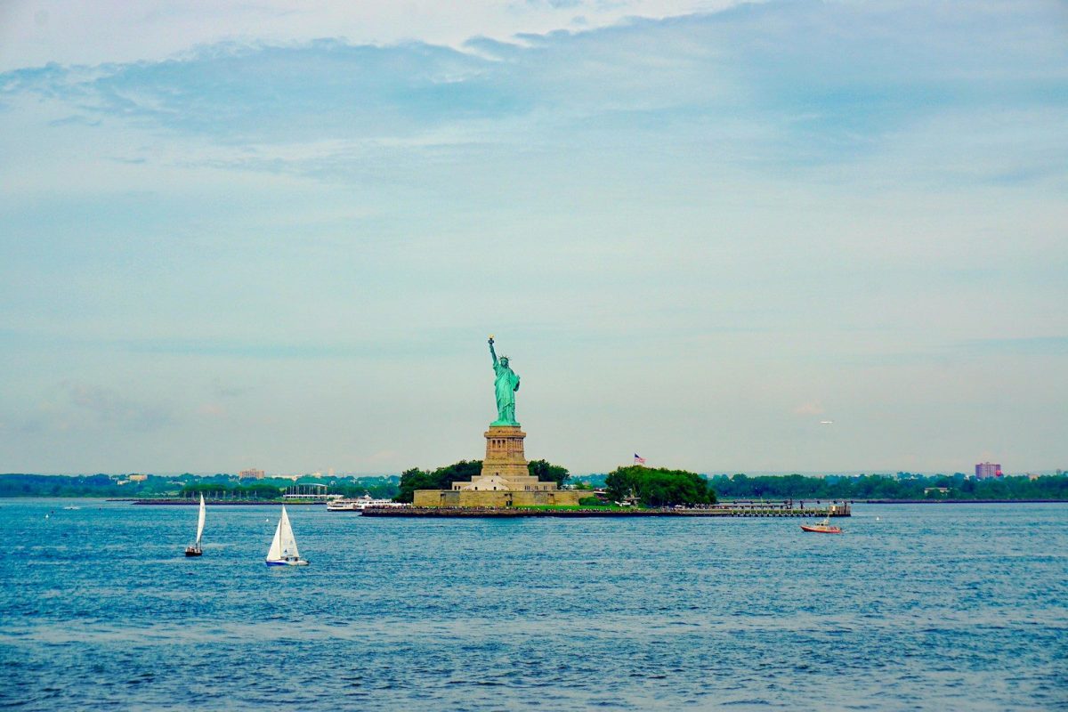 8 Reasons Some European Travelers Are Rethinking U.S. Trips 4 statue of liberty new york