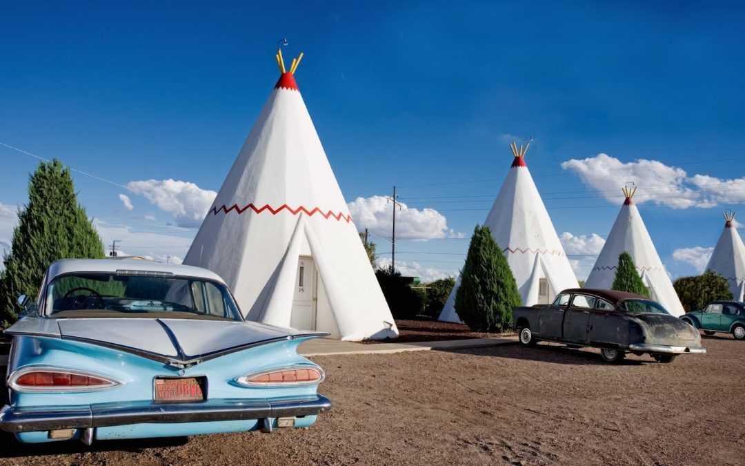 8 of America’s Oldest Roadside Stops You Can Still See