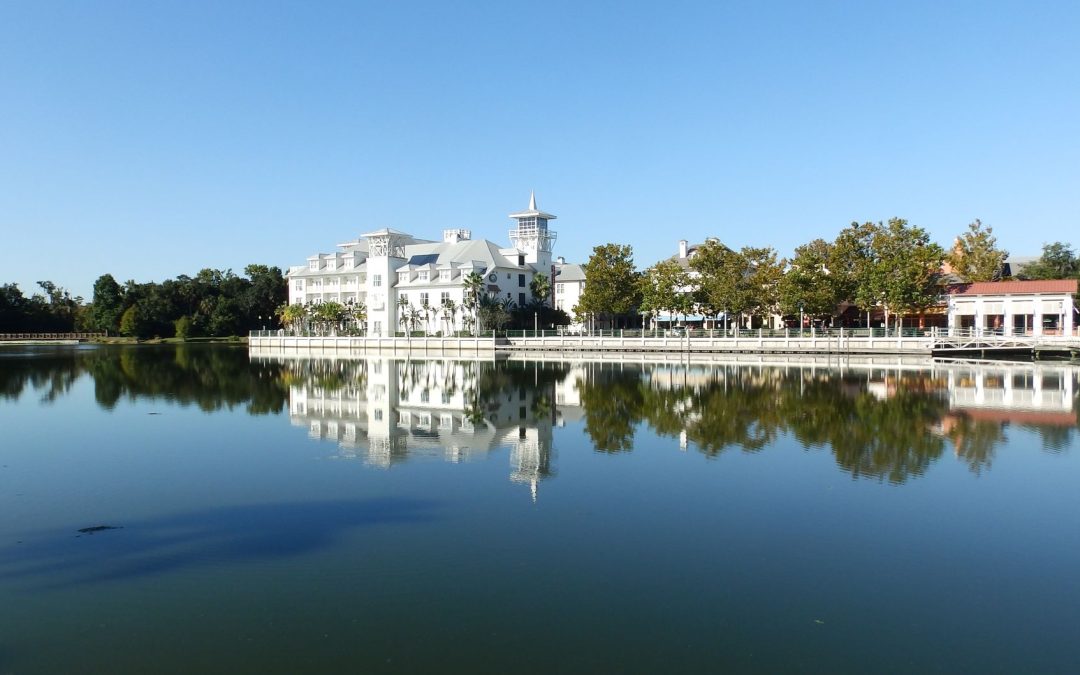5 Tourist Towns That Look Almost Too Perfect at First Glance