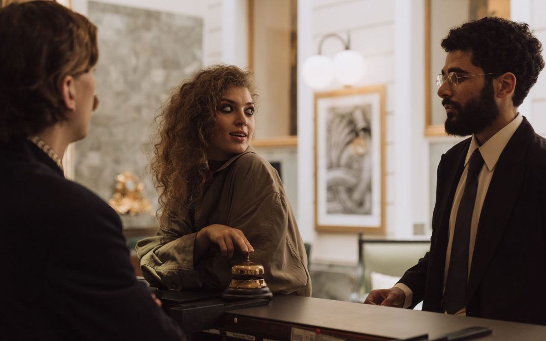 5 Smart Ways to Ask for a Hotel Late Checkout